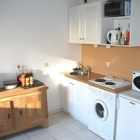 Apartment 2 Pieces Proche Centre Et